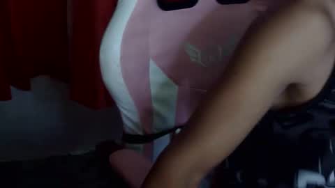 Snapshot of mysterious_man15 chatting on 01.06.25 mysterious_man15 online show from 01.06.25