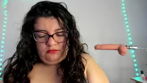 Snapshot of mystery_psique chatting on 06.19.26 mystery_psique online show from 06.19.26