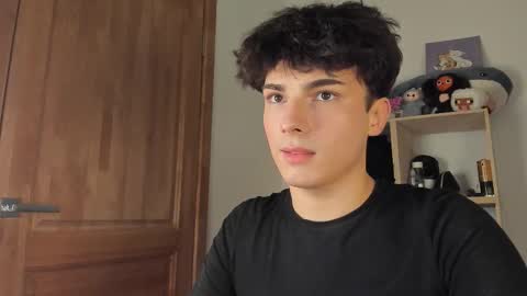 Snapshot of mystic_evan chatting on 10.12.25 Evan Brown online show from 10.12.25