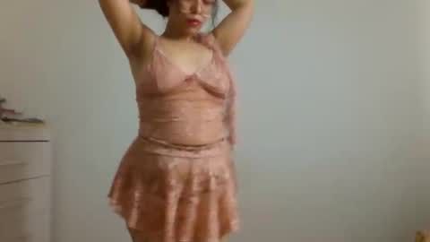 Mika online show from 11.04.25