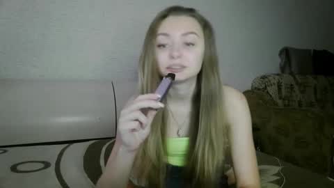 Snapshot of mysticglimmer chatting on 12.16.25 Anika online show from 12.16.25