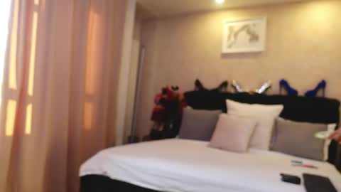 MystiqueRosee online show from 06.09.26