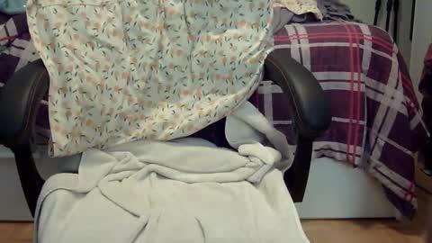 N0ttheFace online show from 01.29.25