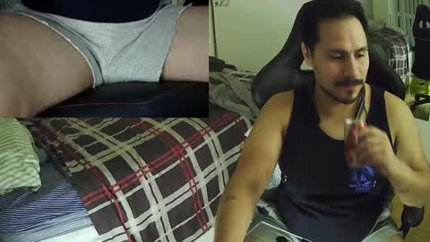 Snapshot of n0ttheface chatting on 11.04.25 N0ttheFace online show from 11.04.25