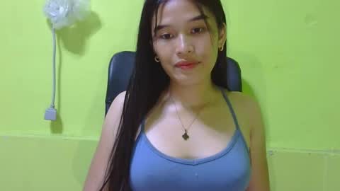 Snapshot of n3ssa chatting on 11.20.25 nessa online show from 11.20.25