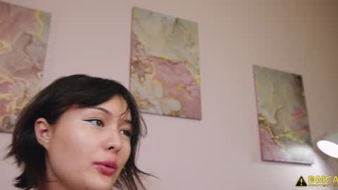 Snapshot of na__na chatting on 12.14.24 Sonmi online show from 12.14.24