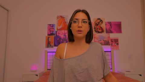 Snapshot of naalani chatting on 12.02.24 Naalani online show from 12.02.24