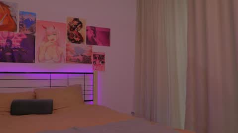 Snapshot of naalani chatting on 12.06.24 Naalani online show from 12.06.24