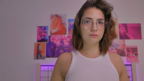 Snapshot of naalani chatting on 01.16.25 Naalani online show from 01.16.25