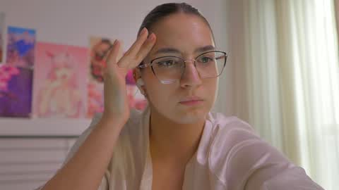 Snapshot of naalani chatting on 02.07.25 Naalani online show from 02.07.25