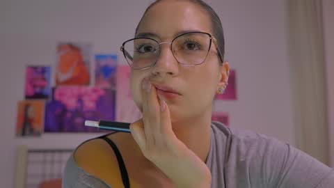 Snapshot of naalani chatting on 02.23.25 Naalani online show from 02.23.25