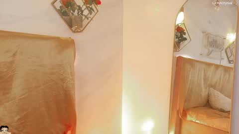 naamah_b online show from 05.05.26