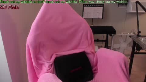 Snapshot of nacmar chatting on 07.05.26 Natalie Marlo online show from 07.05.26
