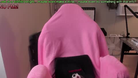 Snapshot of nacmar chatting on 08.06.26 Natalie Marlo online show from 08.06.26