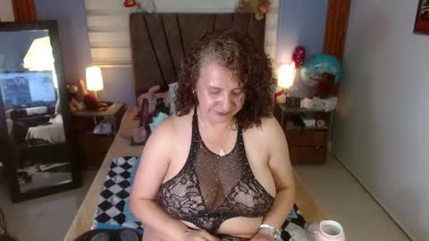 nadia_84 online show from 09.24.25