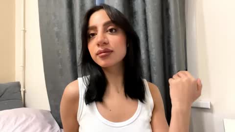 Leya online show from 06.08.26