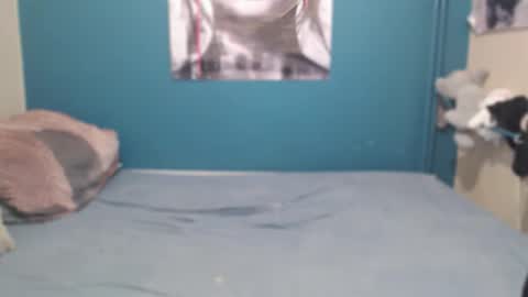 nadinnnea online show from 10.30.25