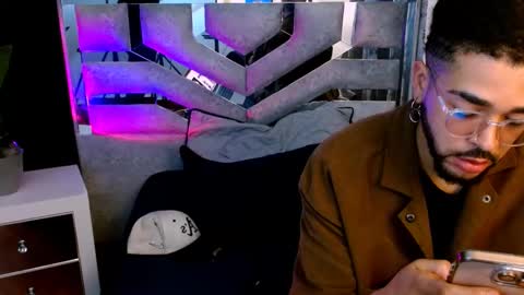 Snapshot of naduu__xx chatting on 10.25.25 naduu__xx online show from 10.25.25