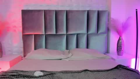 Naenia online show from 02.18.26