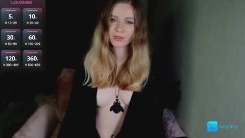 Snapshot of nagainas chatting on 03.04.25 nagainas online show from 03.04.25