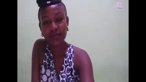 nah296652 online show from 03.19.26