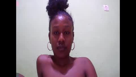 nah296652 online show from 05.10.26