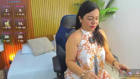 N A H I A online show from 10.01.25