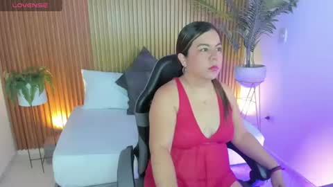 Snapshot of nahia_13 chatting on 06.10.26 N A H I A online show from 06.10.26