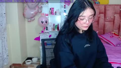 Snapshot of nahia__2 chatting on 02.19.25 nahia cute only online show from 02.19.25