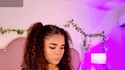 NahiaraReina  online show from 07.29.26