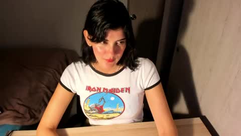 Snapshot of nahomi2021 chatting on 05.18.26 independent model online show from 05.18.26