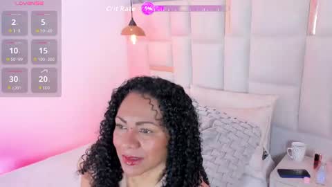 Nahomi Dominique online show from 07.02.26