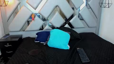 Snapshot of nahomii_hill chatting on 09.11.25 Nahomi online show from 09.11.25