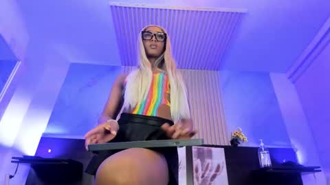 nahomy_james25 online show from 02.11.26