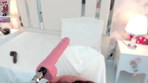 Nahomy Roberts online show from 01.16.26