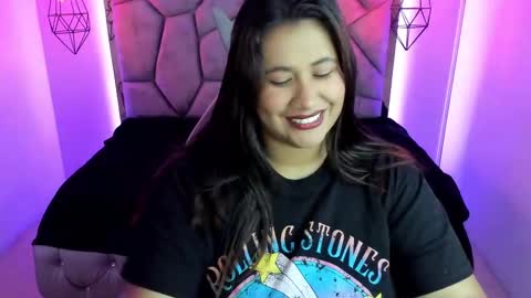 Snapshot of naia_karter chatting on 01.17.25 online show from 01.17.25