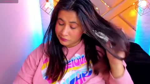 Snapshot of naia_karter chatting on 01.19.25 online show from 01.19.25