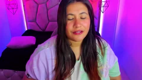 Snapshot of naia_karter chatting on 01.31.25 online show from 01.31.25