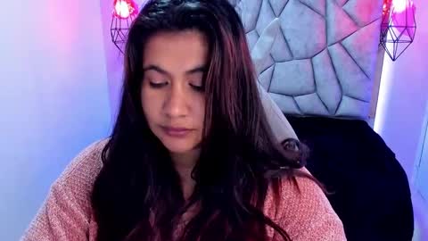 Snapshot of naia_karter chatting on 02.14.25 online show from 02.14.25