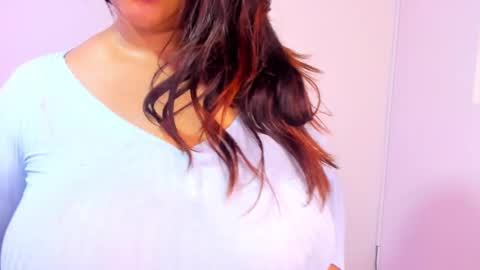 Snapshot of naia_karter chatting on 02.16.25 online show from 02.16.25