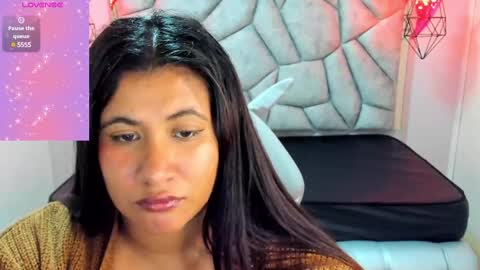 Snapshot of naia_karter chatting on 03.07.25 online show from 03.07.25