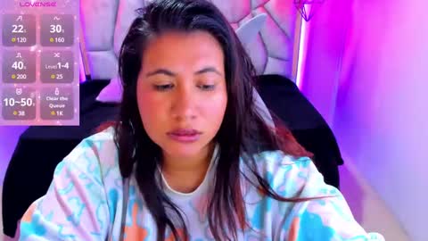 Snapshot of naia_karter chatting on 03.11.25 online show from 03.11.25