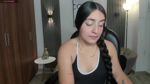 naiah_blue online show from 06.19.26