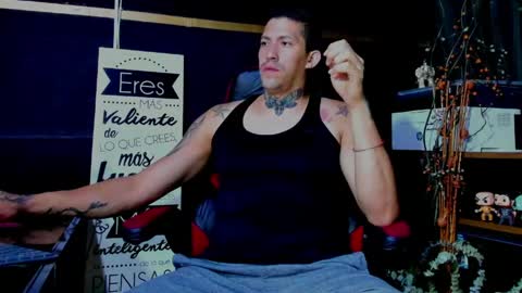 naider_1 online show from 04.26.26