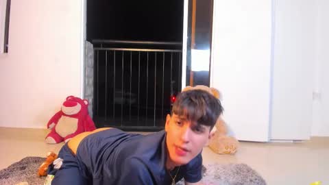  N A I M T H E  K I N G  online show from 03.21.26