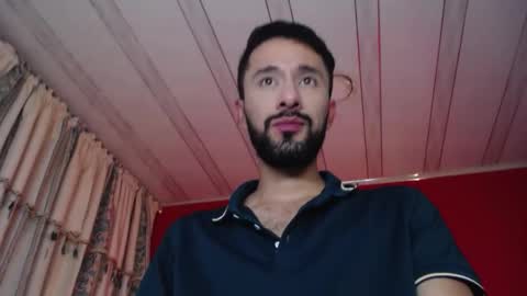 Snapshot of nainpaulo chatting on 11.11.25 nainpaulo online show from 11.11.25