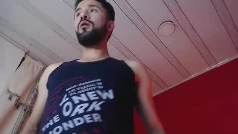 Snapshot of nainpaulo chatting on 11.12.25 nainpaulo online show from 11.12.25