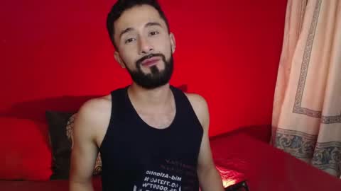 Snapshot of nainpaulo chatting on 12.16.25 nainpaulo online show from 12.16.25