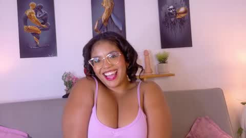 nairagold_ online show from 04.23.26
