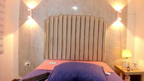 Snapshot of naisharousell chatting on 10.11.25 Naisha Rousell online show from 10.11.25